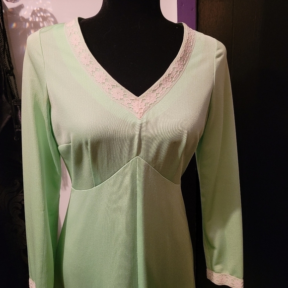 1960's flower power hippie boho maxi dress lace and textured fabric - Picture 2 of 4